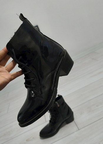 Deri Siyah Goth Topuklu Kadın Bot - Görsel 3