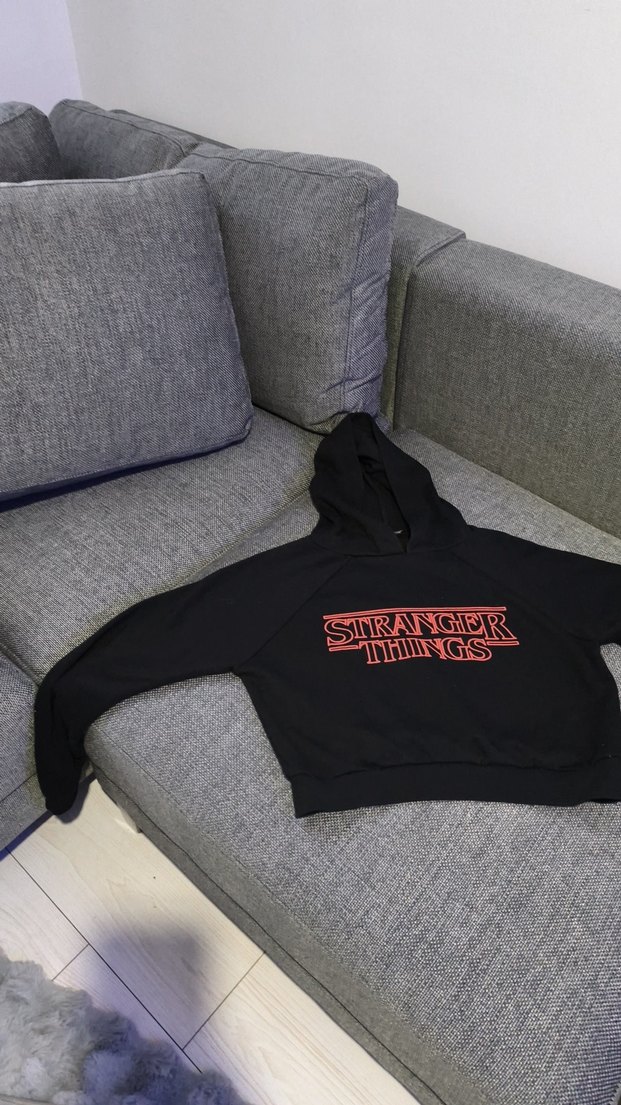 Stranger Things Siyah Crop Sweatshirt - Görsel 3