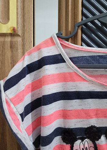 Düğmeli, Kısa Kollu, Çizgili Kadın Tişört - Görsel 3