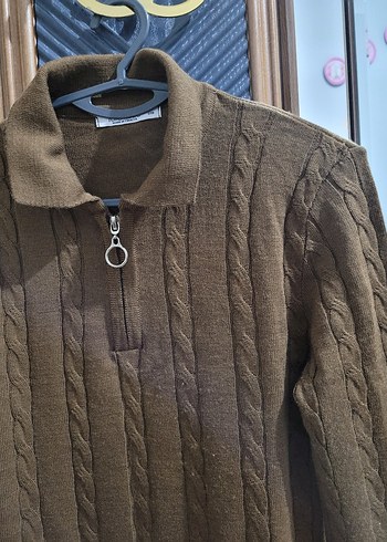Kahverengi yarım fermuarlı bayan kazak - Görsel 3