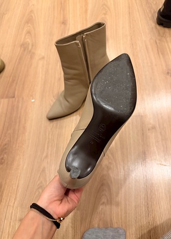 Bej Stiletto Topuklu Kadın Bot - Görsel 6