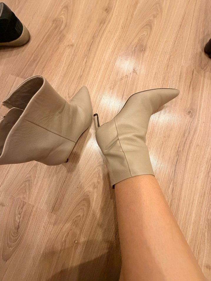 Bej Stiletto Topuklu Kadın Bot - Görsel 2