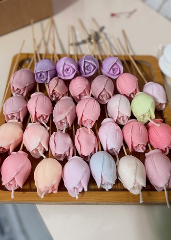 Pastel Renkli Gül Şeklinde Mumlar - Görsel 2