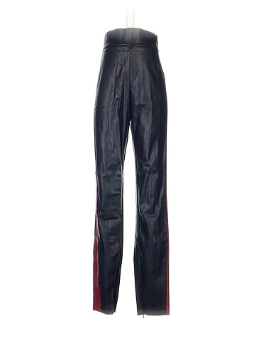 Zara Düz Kesim %70 İndirimli.