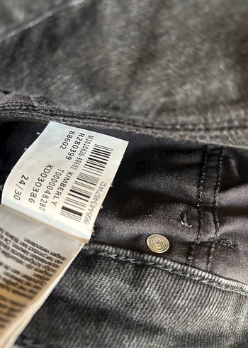 Siyah Salaş Kesim Kadın Kot Pantolon - Görsel 3