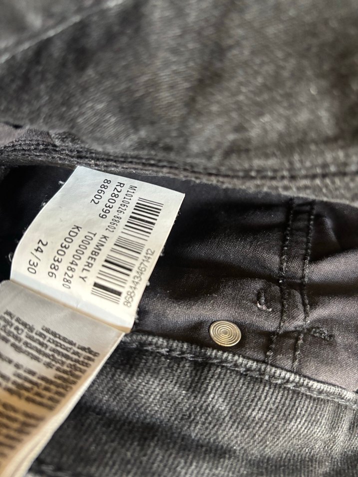 Siyah Salaş Kesim Kadın Kot Pantolon - Görsel 3