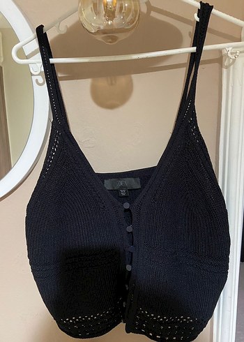 Siyah Düğmeli V Yaka İnce Askılı Büstiyer - Görsel 2