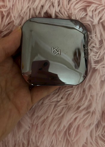 Işıltılı Bitişli Mineral Toz Pudra - Görsel 4