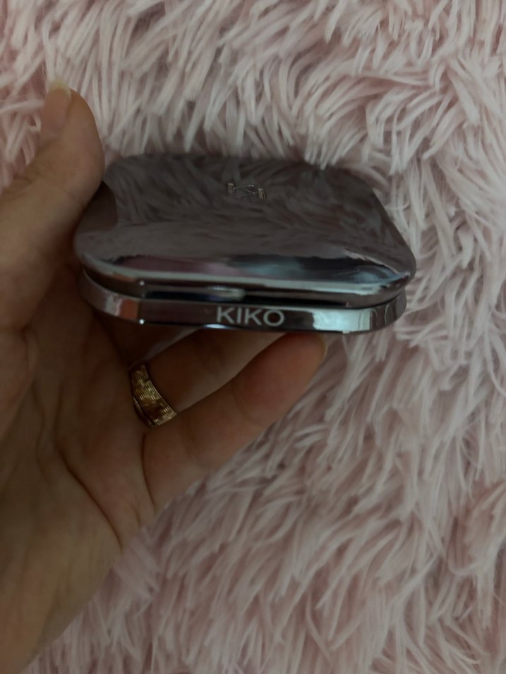 Işıltılı Bitişli Mineral Toz Pudra - Görsel 3