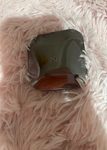 Işıltılı Bitişli Mineral Fırınlanmış Toz Pudra - Görsel 2