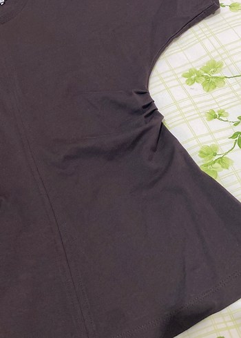 Kahve renkinde 
Tişörtü, Kısa Kollu, Salaş - Görsel 3