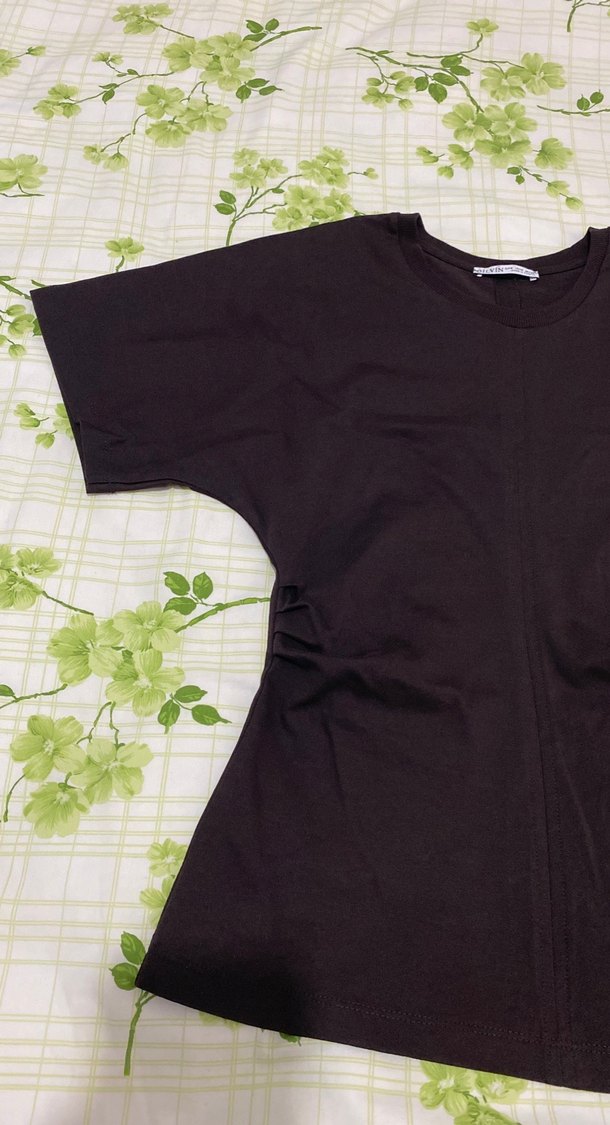 Kahve renkinde 
Tişörtü, Kısa Kollu, Salaş - Görsel 5