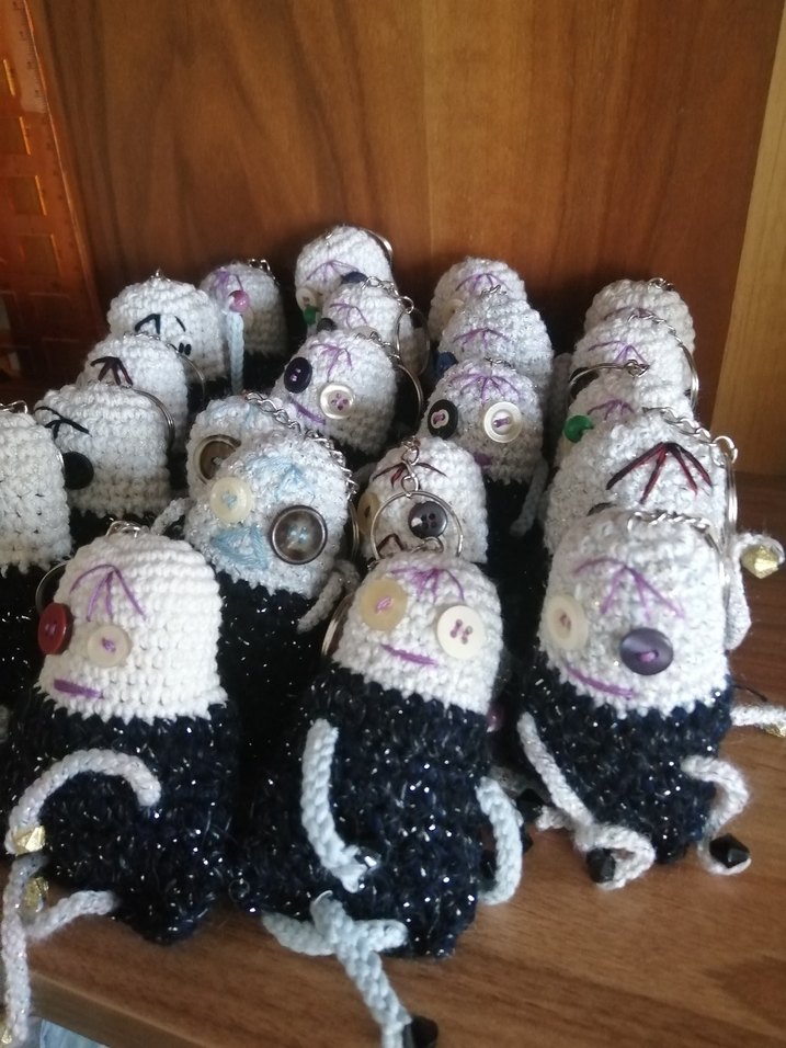 Çok Renkli Örgü Gotik Anahtarlık - Görsel 5