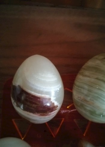 Metal yapraklı mermer armut figürleri - Görsel 14