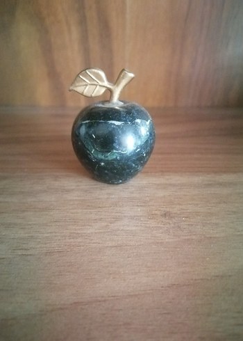 Metal yapraklı mermer armut figürleri - Görsel 4