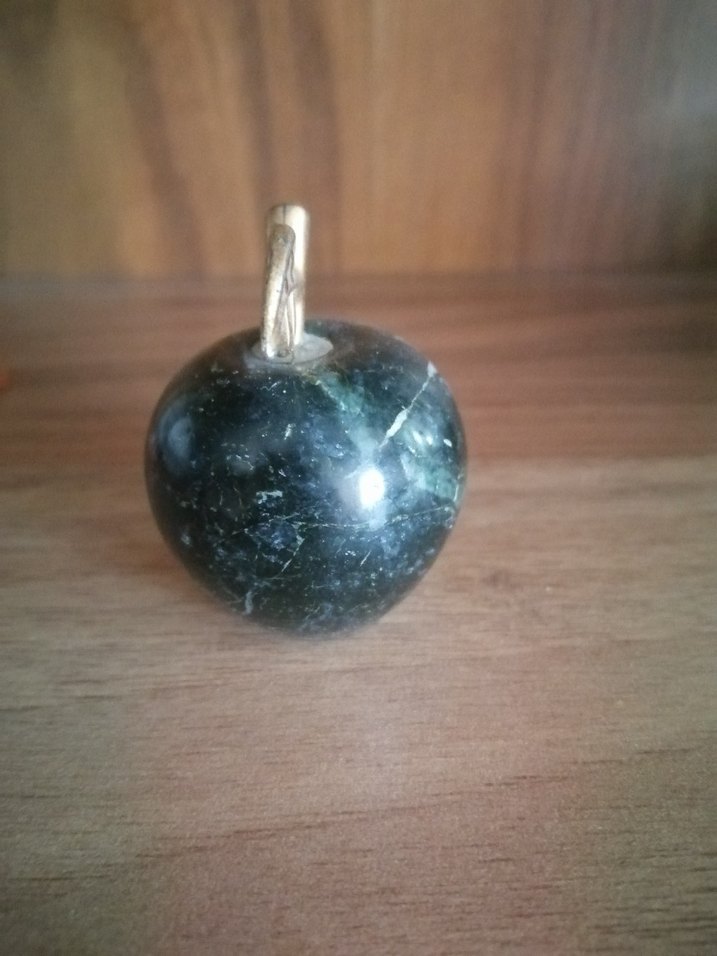 Metal yapraklı mermer armut figürleri - Görsel 5