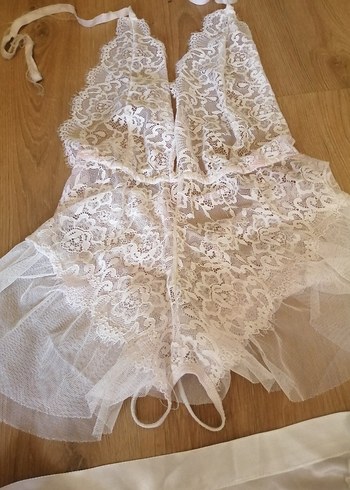 Dantel detaylı kısa beyaz mini gelinlik seti - Görsel 2