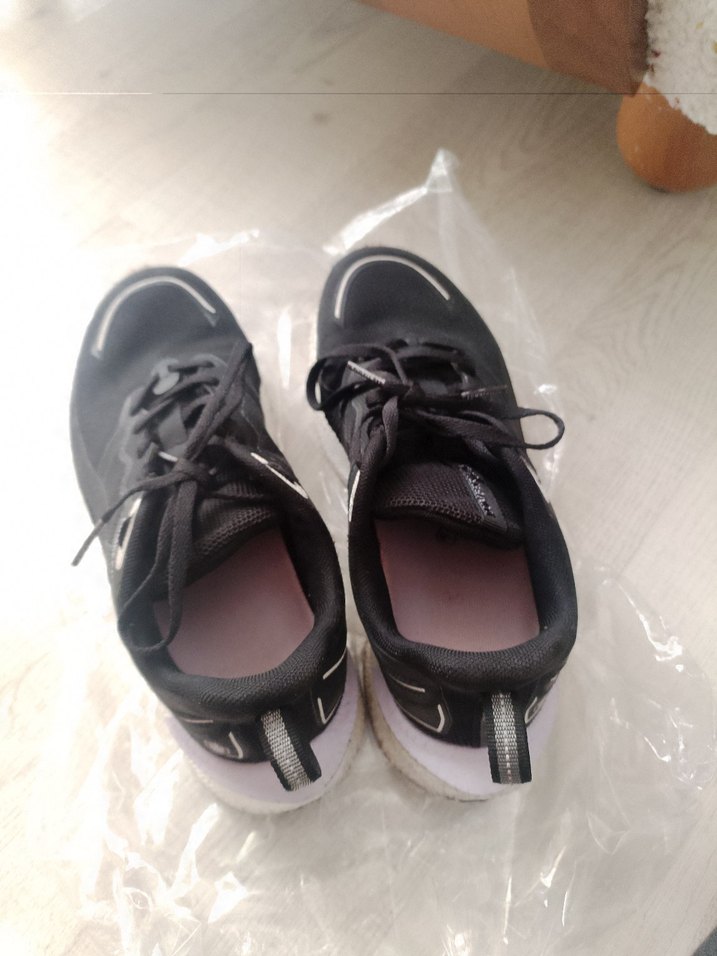 Siyah  Bağcıklı Topuklu Spor Ayakkabı - Görsel 2