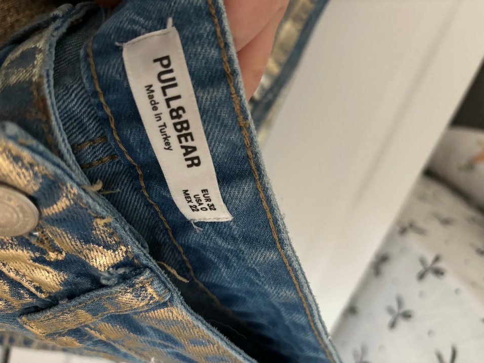 Pull&Bear Parlak Jean - Görsel 2