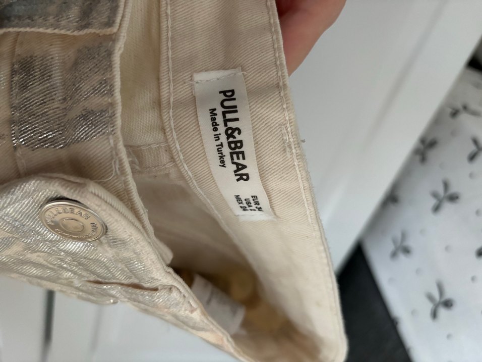 Pull&Bear Parlak Pantolon - Görsel 2