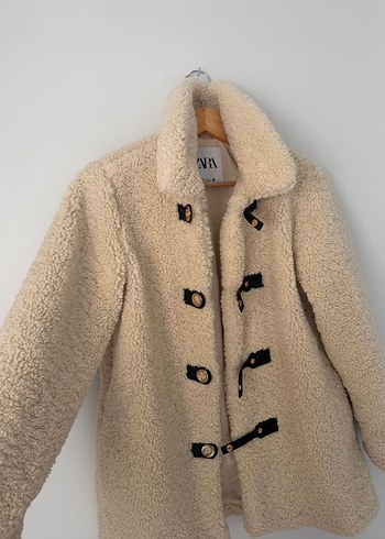 Beyaz Kürk Detaylı Midi Kadın Kaban - Görsel 3