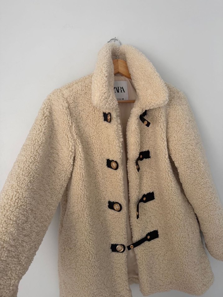 Beyaz Kürk Detaylı Midi Kadın Kaban - Görsel 3