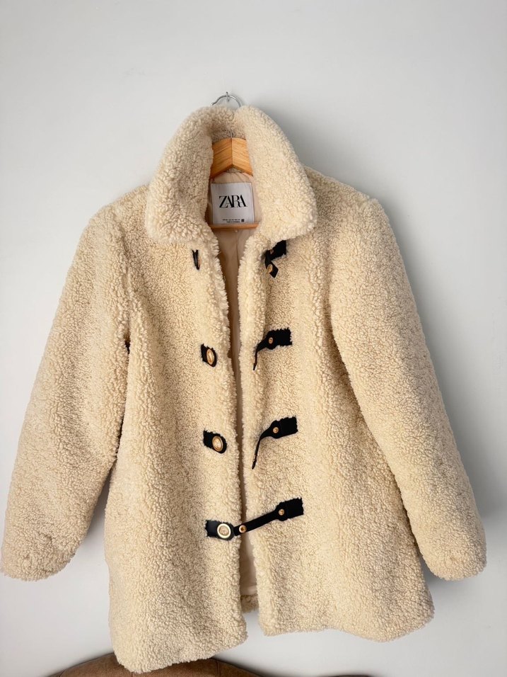 Beyaz Kürk Detaylı Midi Kadın Kaban - Görsel 2