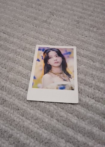 Jisoo polaroid - Görsel 4