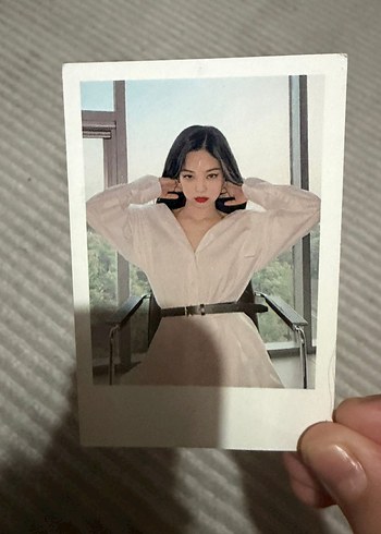 Jennie polaroid 1 tane - Görsel 2