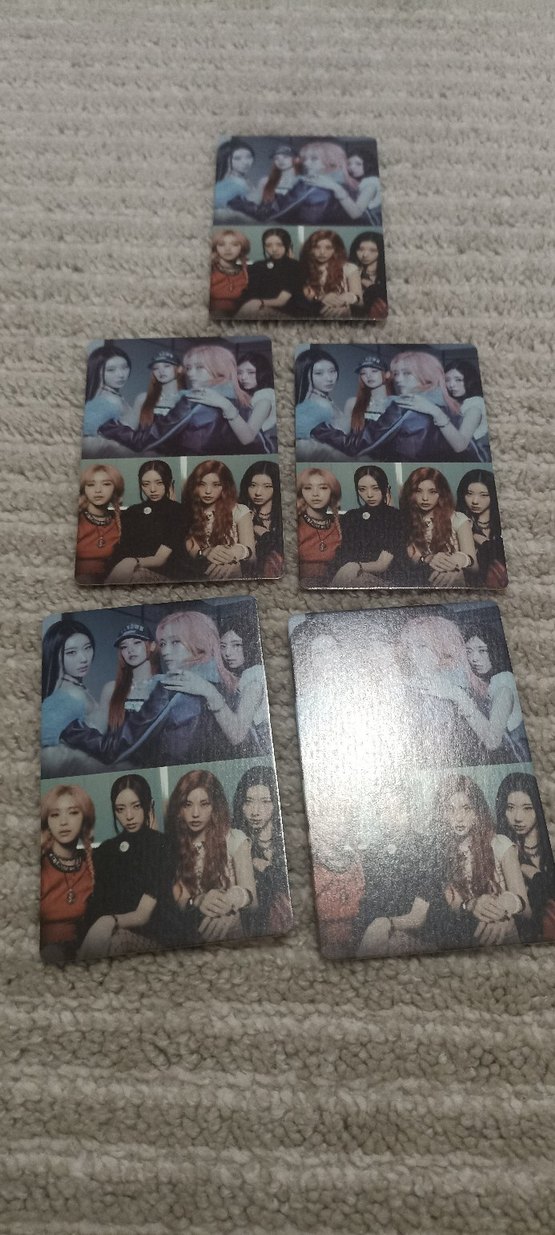 Itzy set - Görsel 2