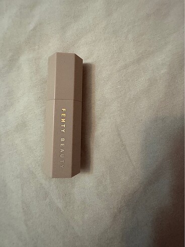 Fenty Beauty contour stick