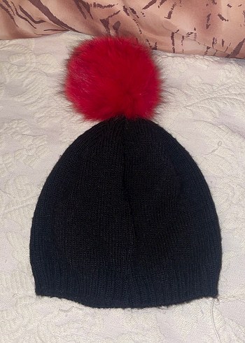 Kırmızı Kürklü Ponponlu Gülümseyen Yüz Bere - Görsel 3