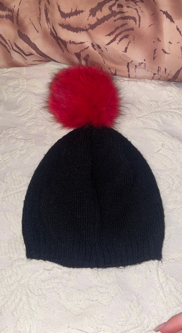 Kırmızı Kürklü Ponponlu Gülümseyen Yüz Bere - Görsel 3