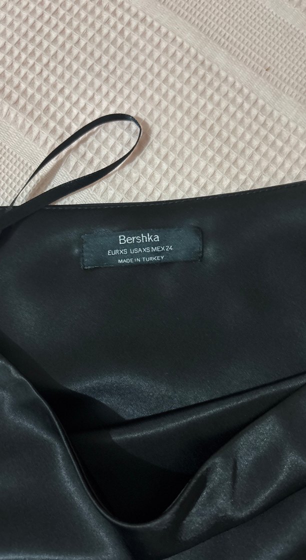 Parlak Siyah Tek Omuzlu Mini Elbise - Görsel 4