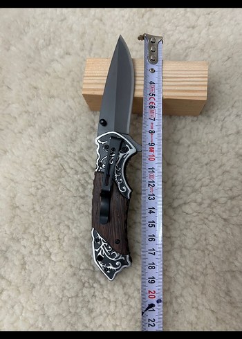 Kahverengi Ahşap Saplı Oyma Desenli Bıçak - Görsel 3