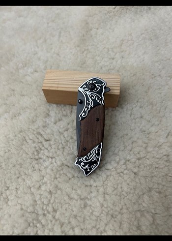 Kahverengi Ahşap Saplı Oyma Desenli Bıçak - Görsel 2