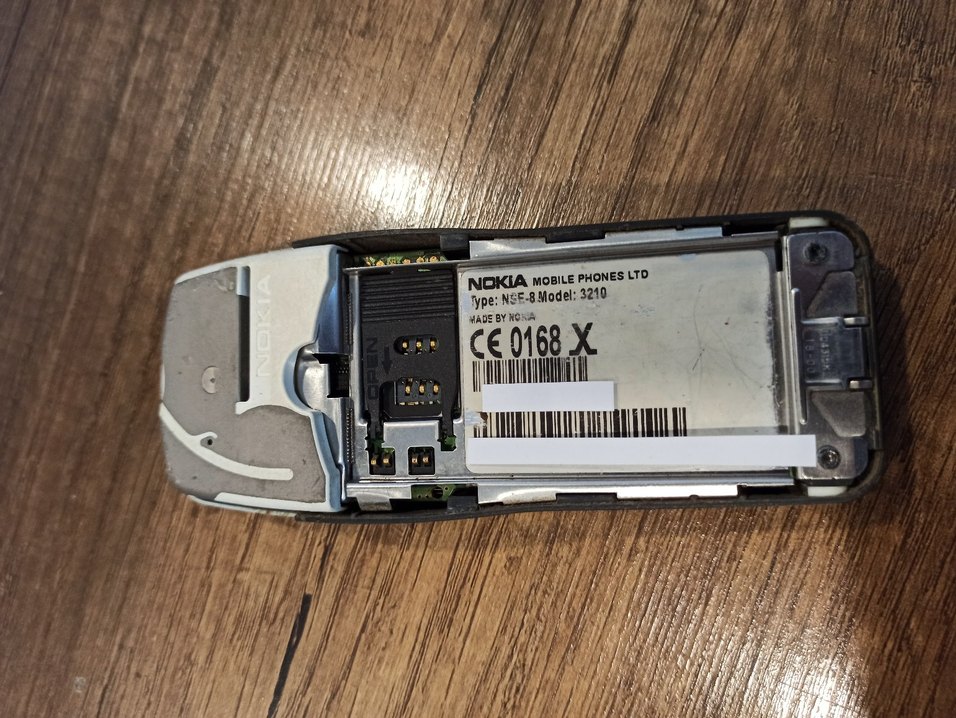 Nokia 3210 koleksiyonluk - Görsel 5