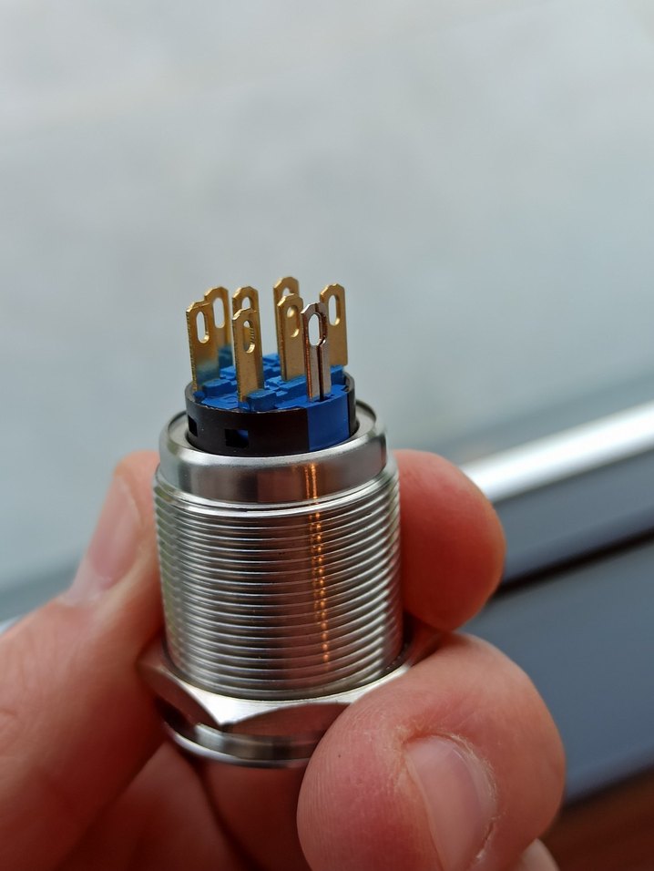 J22-372-RD IP67 6-24VDC METAL(ÇELİK) KIRMIZI IŞIKLI KALICI BUTON - Görsel 4