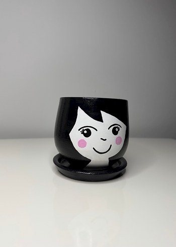 Yüz Desenli Siyah Saksı - Görsel 3