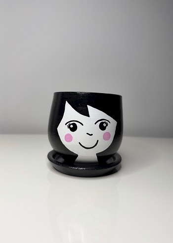 Yüz Desenli Siyah Saksı - Görsel 2