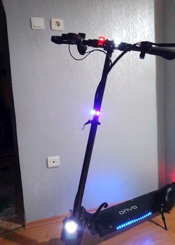 Siyah onvo 007 sccoter LED Işıklarla - Görsel 4