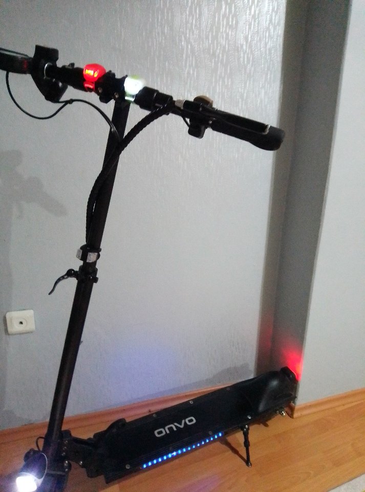 Siyah onvo 007 sccoter LED Işıklarla - Görsel 3