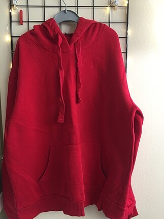 Kırmızı sweatshirt