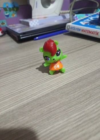 Pastel Pembe Aksiyon Figürü - Görsel 5