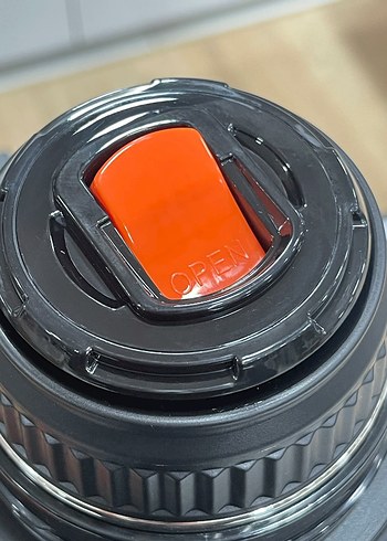 Siyah 4 litre Termos Şişesi 24Saat Isı Koruma - Görsel 4