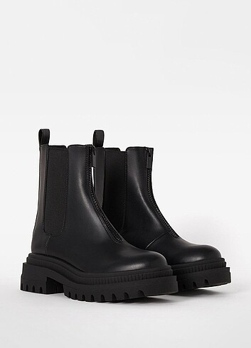 BERSHKA BOT