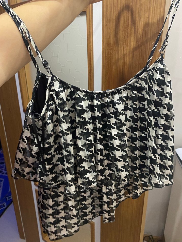 Kadın Siyah Beyaz Askılı Mini Bluz - Görsel 3