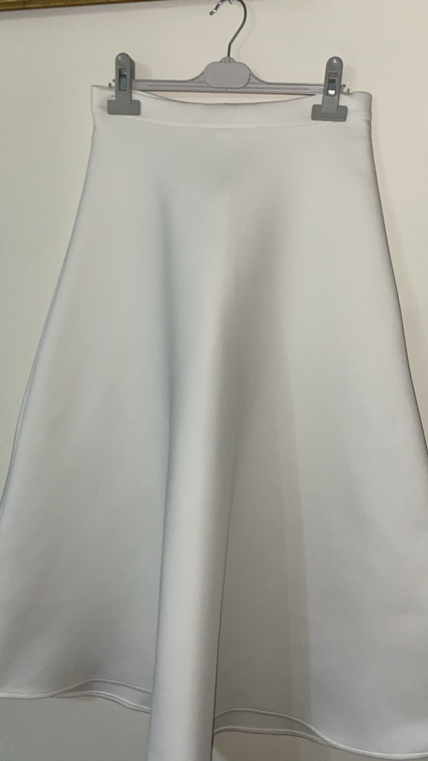 Beyaz scuba etek - Görsel 2
