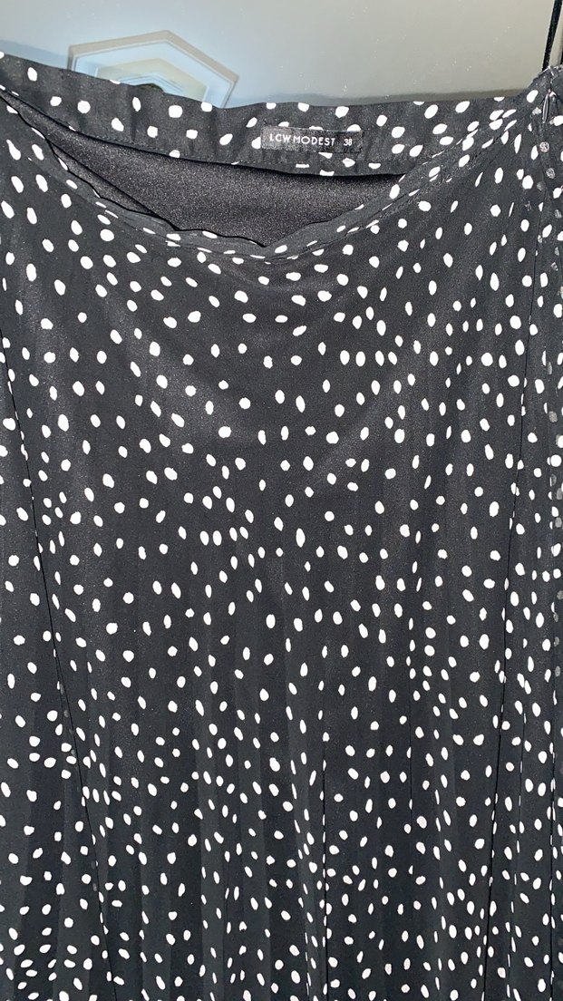 Siyah Puantiyeli Uzun Pilili Etek - Görsel 2