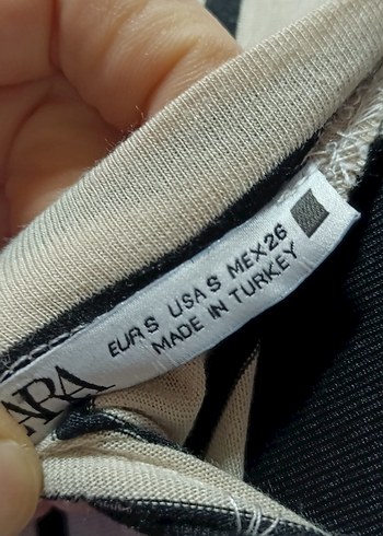 Bej Siyah Çizgili Kısa Kollu Crop Top - Görsel 4